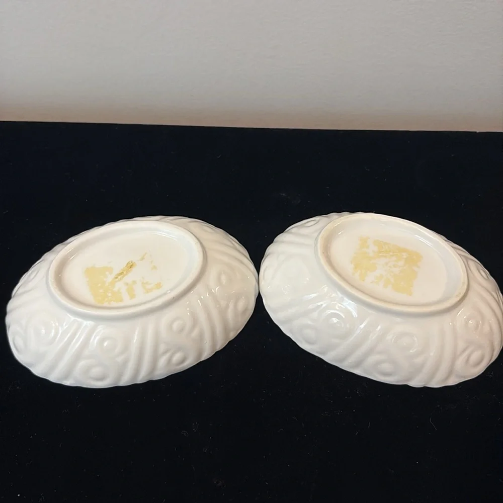 Vintage Set of 2 Stylebuilt Ormolu Tassel Foot Hollywood Regency Soap Dishes